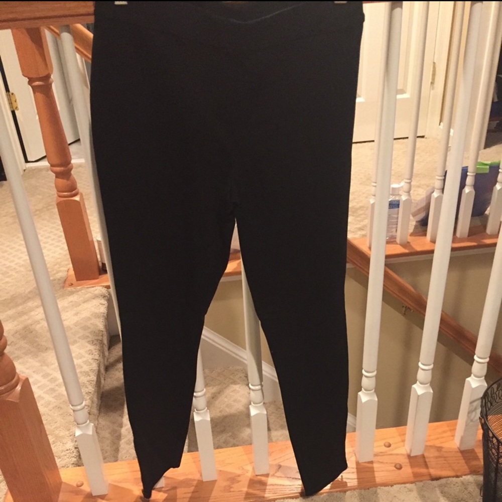 Max studio leggings